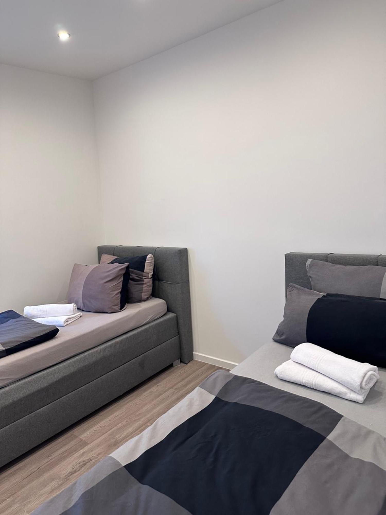 Neu Renoviert 2025! 4Zimmer 8 Einzelbetten Ferienwohnung Zeche Zollverein Essen Exteriör bild